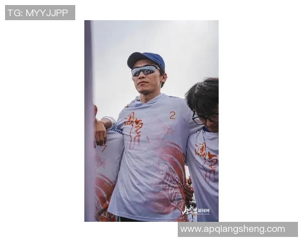 广州飞盘队在飞盘状态排行榜中荣登第八名展现出强劲实力与团队精神