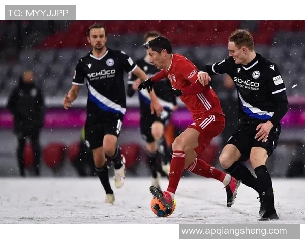 比勒费尔德德乙保级形势乐观,横扫桑德豪森大胜! 比勒费尔德德乙保级形势乐观,横扫桑德豪森大胜!